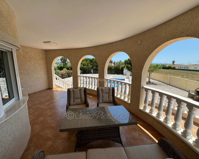 Image No.19-4 Bed Villa for sale