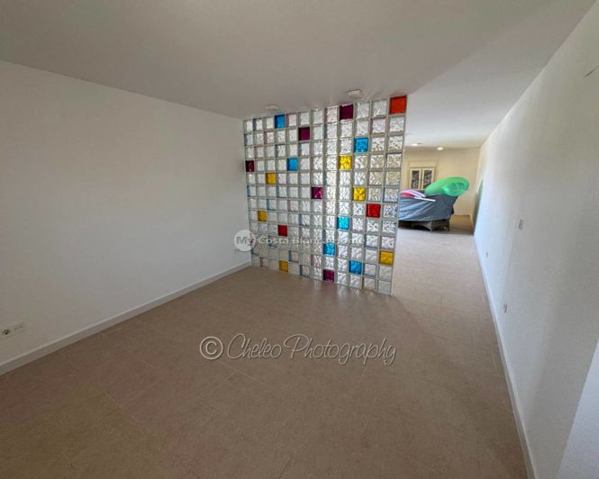 Image No.27-4 Bed Country House for sale