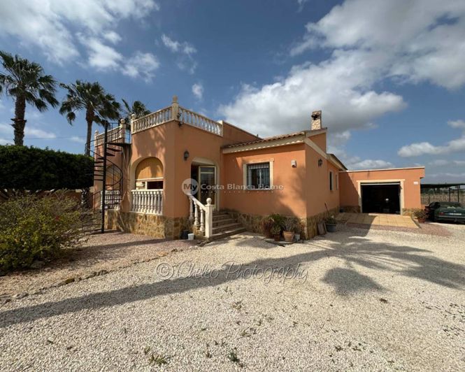 Image No.1-3 Bed Country House for sale