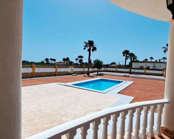 Image No.13-Maison de campagne de 3 chambres à vendre à Catral