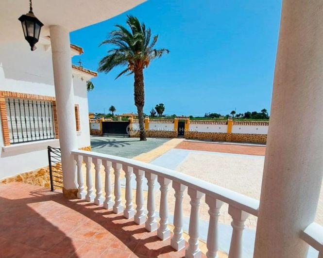 Image No.14-Maison de campagne de 3 chambres à vendre à Catral