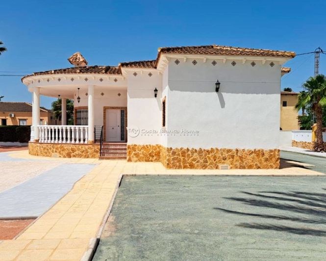 Image No.15-Maison de campagne de 3 chambres à vendre à Catral