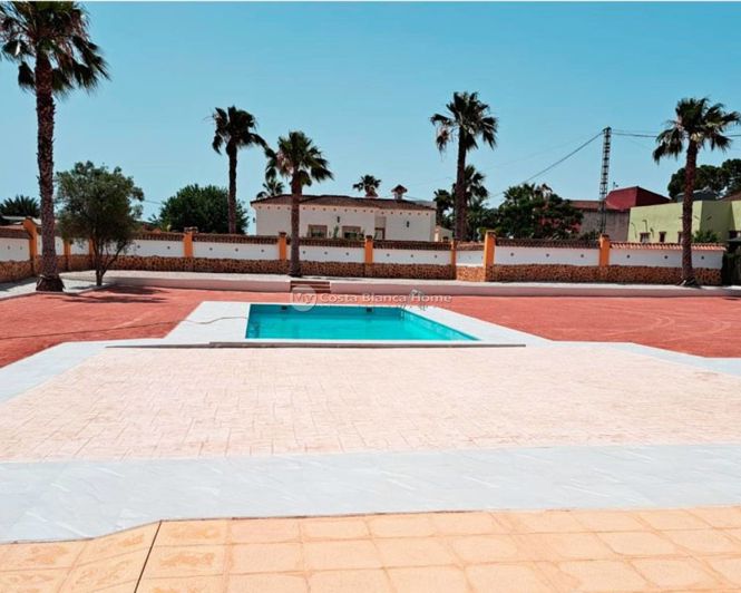 Image No.9-Maison de campagne de 3 chambres à vendre à Catral