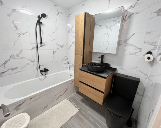 Image No.23-3 Bed Country House for sale