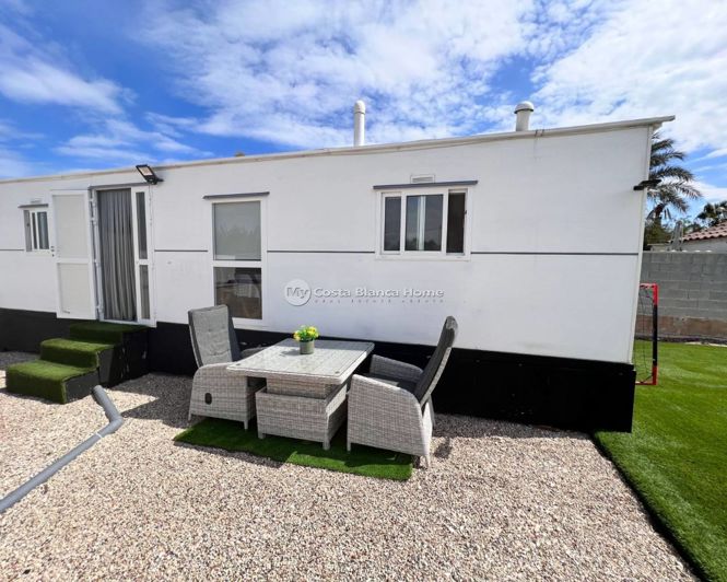 Image No.24-3 Bed Country House for sale