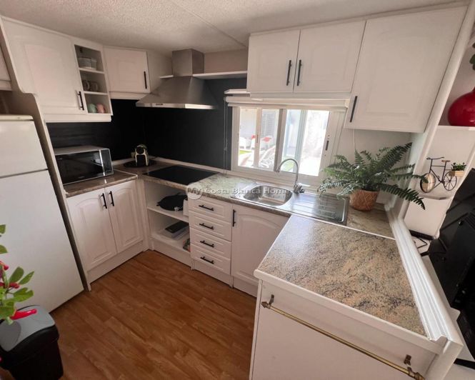 Image No.26-3 Bed Country House for sale