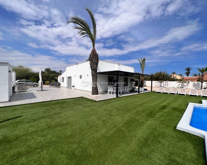 Image No.3-3 Bed Country House for sale