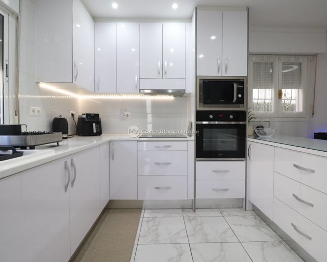 Image No.12-3 Bed Villa for sale