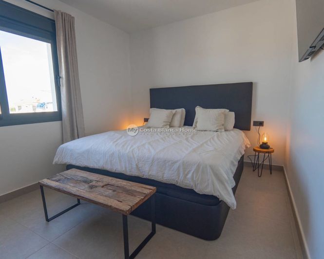 Image No.14-4 Bed Villa for sale