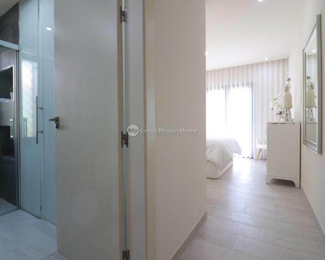 Image No.16-3 Bed Villa for sale