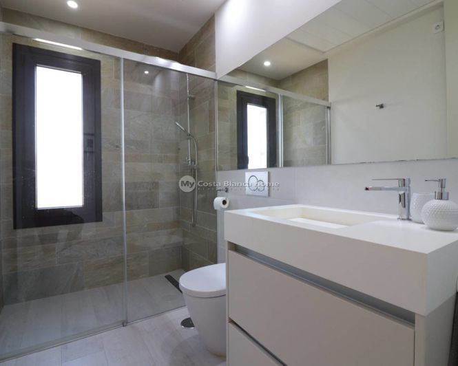 Image No.20-3 Bed Villa for sale