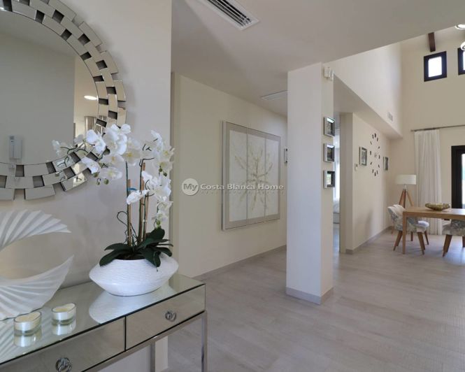 Image No.9-3 Bed Villa for sale