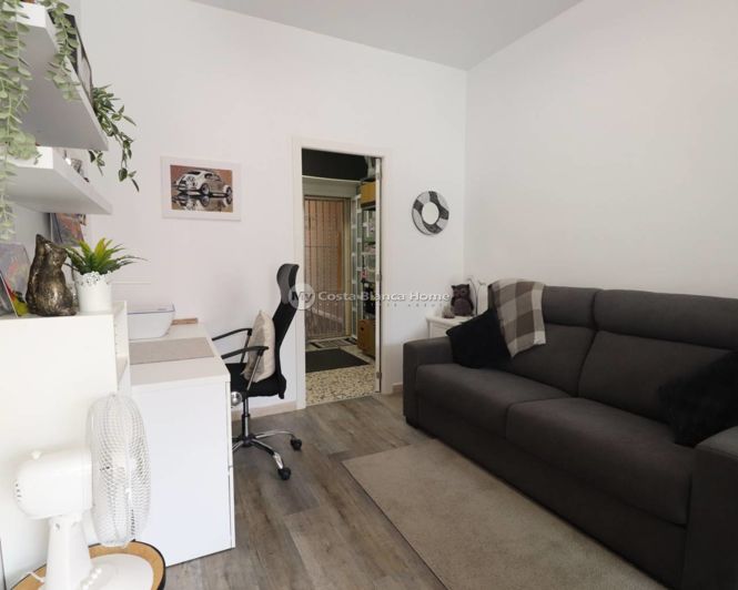 Image No.11-3 Bed Townhouse for sale