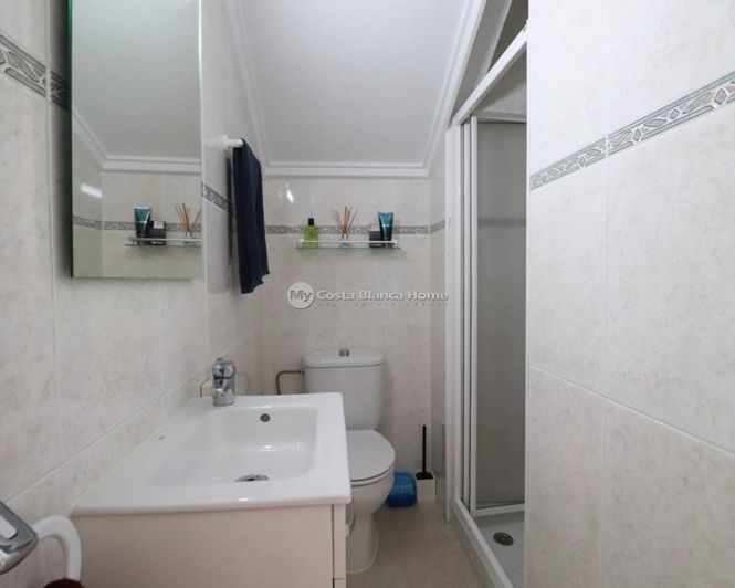 Image No.13-3 Bed Townhouse for sale