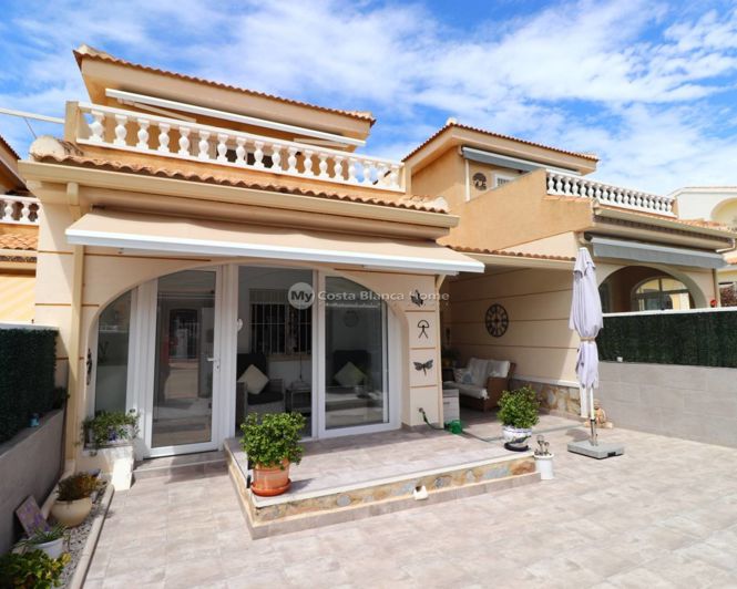 Image No.23-3 Bed Townhouse for sale