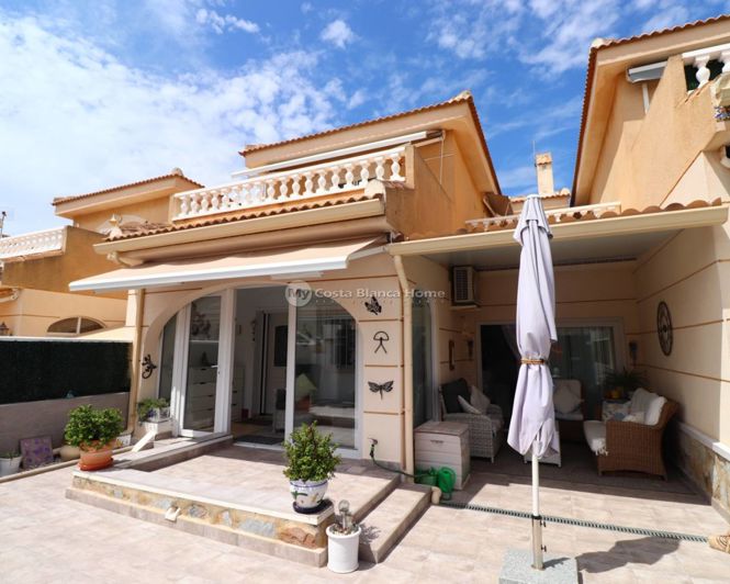 Image No.4-3 Bed Townhouse for sale