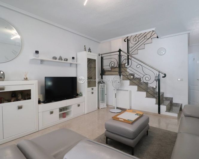 Image No.7-3 Bed Townhouse for sale