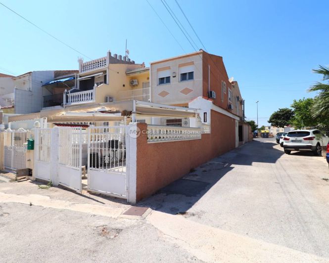 Image No.1-Maison de ville de 2 chambres à vendre à Torrevieja
