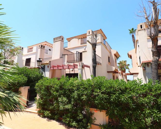 Image No.28-3 Bed Villa for sale