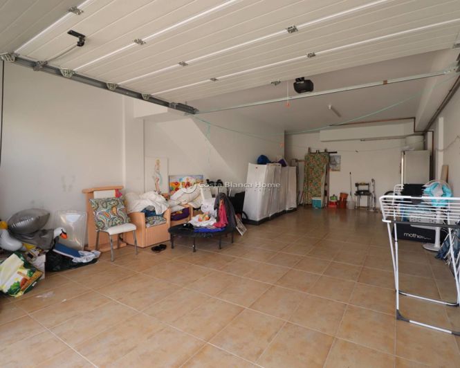 Image No.26-3 Bed Townhouse for sale