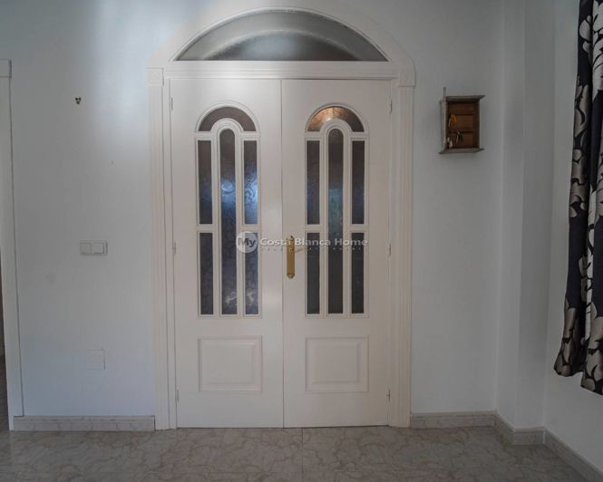 Image No.44-5 Bed Villa for sale