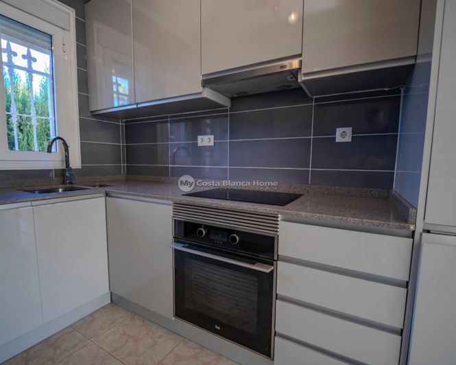 Image No.8-5 Bed Villa for sale