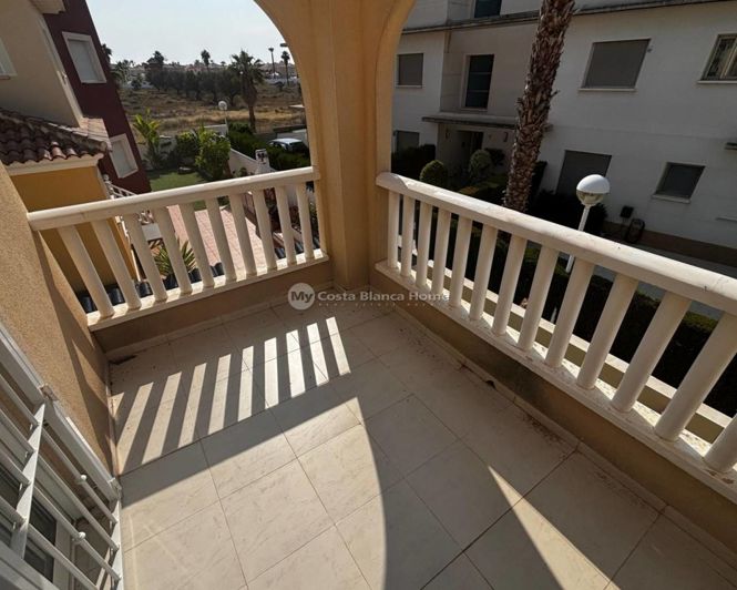 Image No.10-2 Bed Townhouse for sale