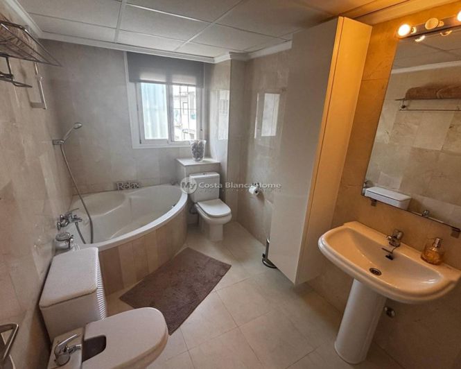 Image No.30-2 Bed Townhouse for sale