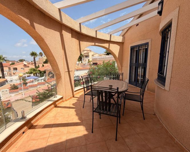 Image No.7-Propriété de 5 chambres à vendre à Ciudad Quesada