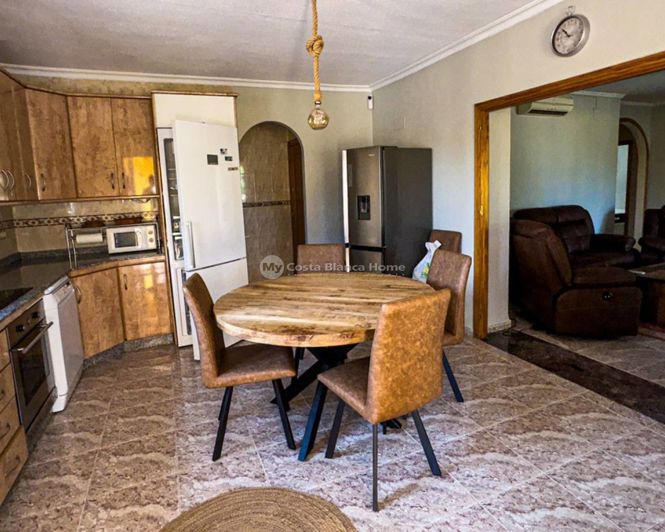 Image No.30-3 Bed Country House for sale