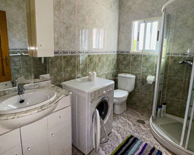 Image No.34-3 Bed Country House for sale