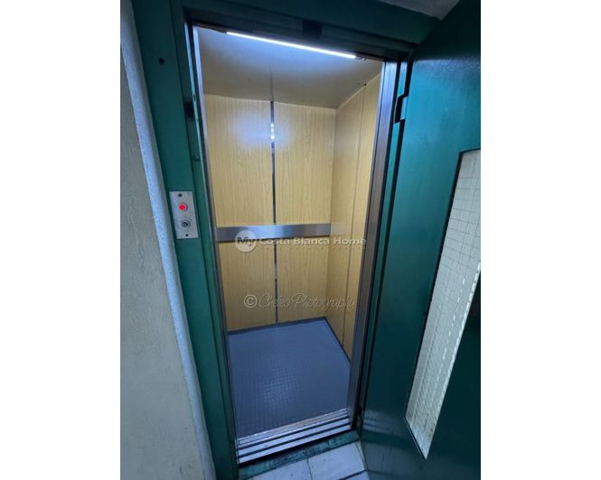 Image No.24-3 Bed Apartment for sale