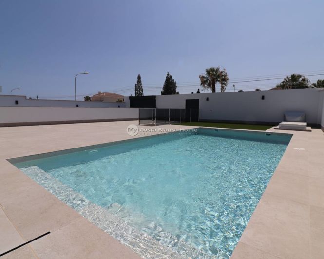 Image No.2-3 Bed Villa for sale