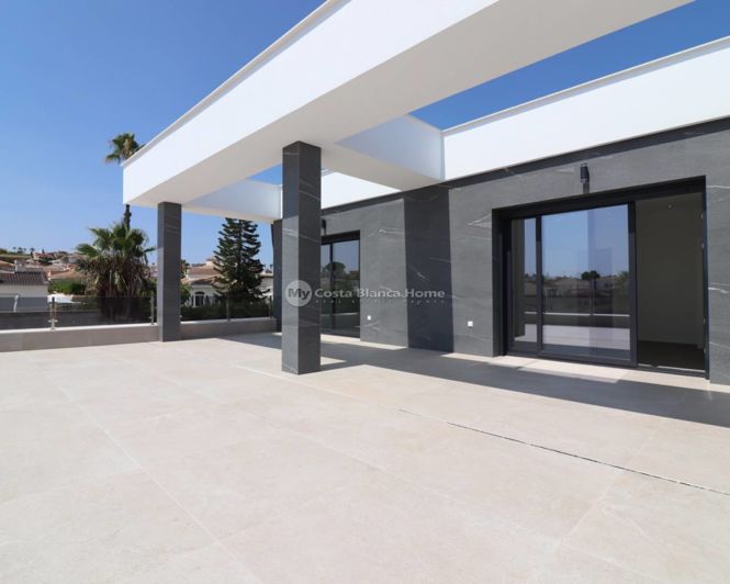 Image No.20-3 Bed Villa for sale