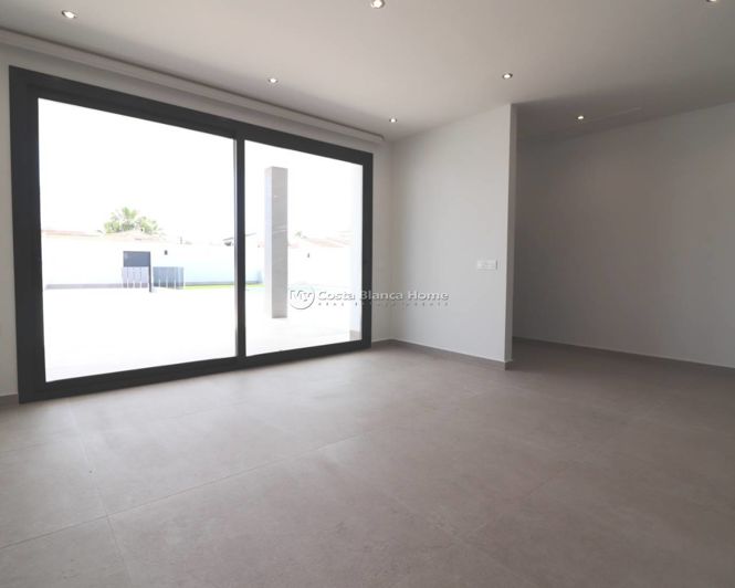 Image No.6-3 Bed Villa for sale