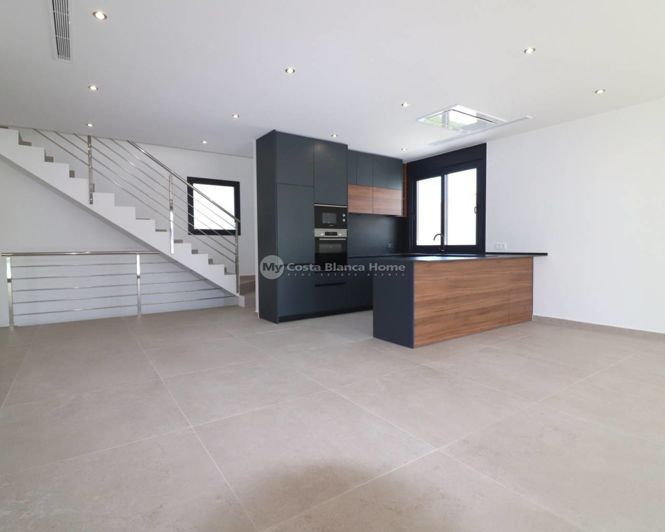 Image No.7-3 Bed Villa for sale