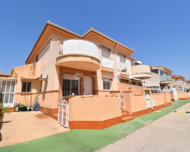 Image No.1-3 Bed Property for sale