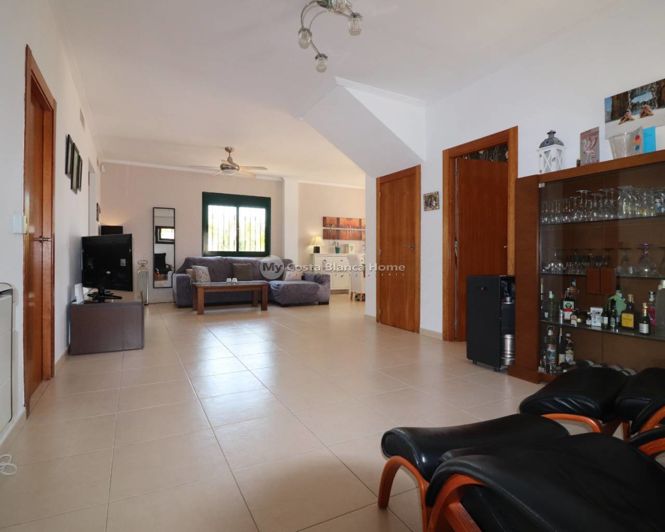 Image No.6-4 Bed Villa for sale