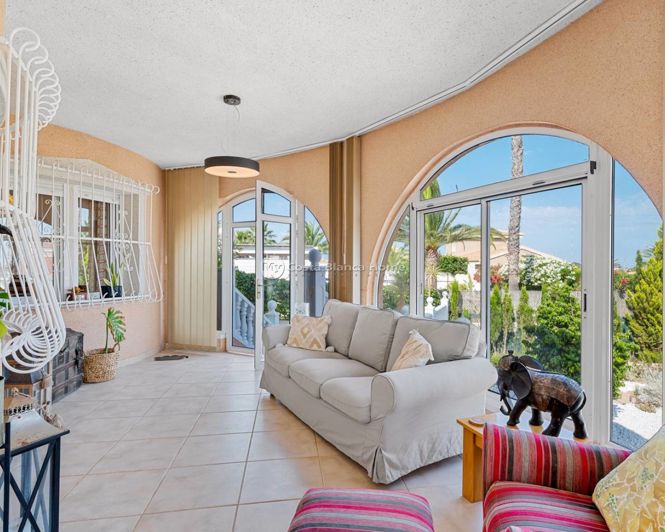 Image No.11-5 Bed Villa for sale