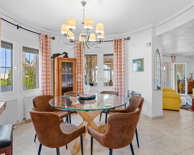 Image No.13-5 Bed Villa for sale