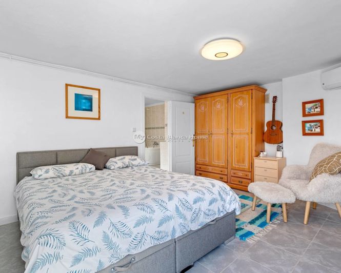 Image No.17-5 Bed Villa for sale