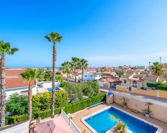 Image No.25-5 Bed Villa for sale