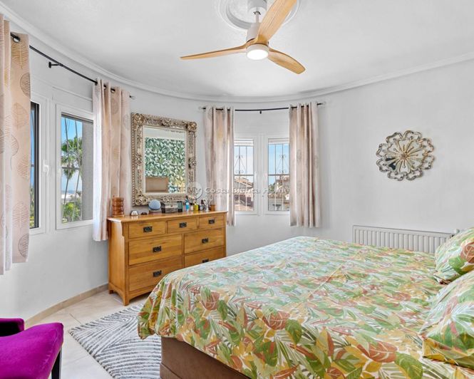 Image No.30-5 Bed Villa for sale