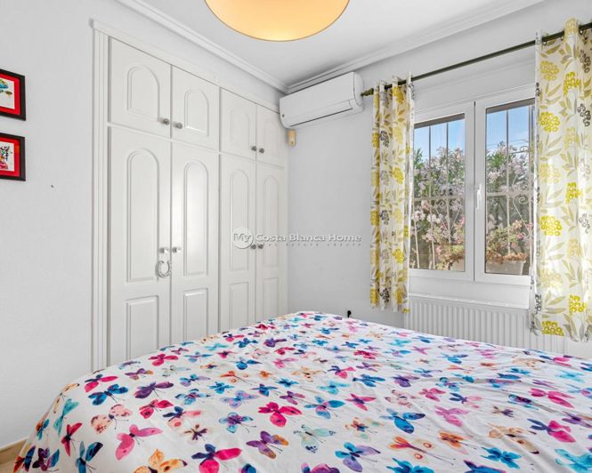 Image No.37-5 Bed Villa for sale