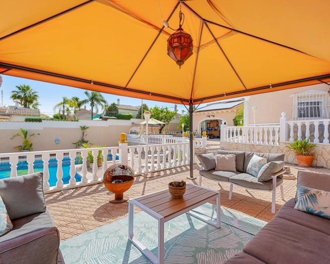 Image No.48-5 Bed Villa for sale