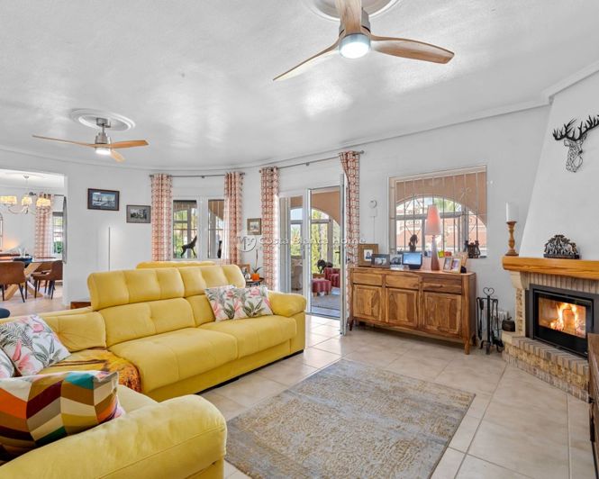 Image No.7-5 Bed Villa for sale