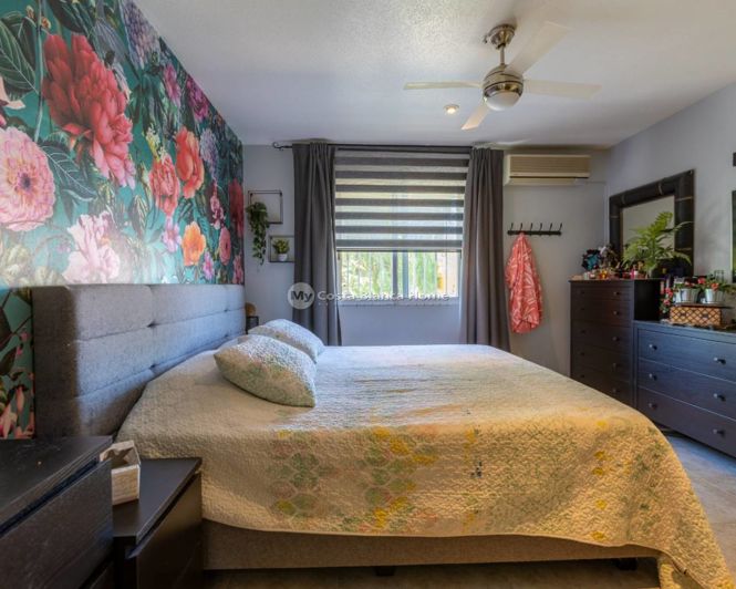 Image No.27-5 Bed Villa for sale