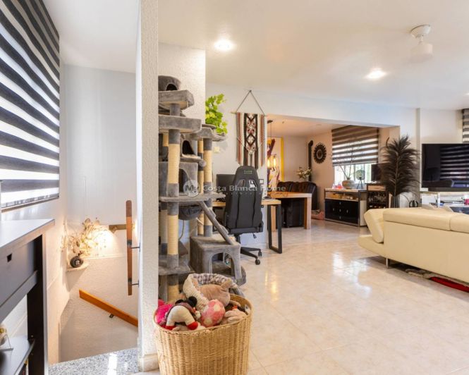 Image No.36-5 Bed Villa for sale