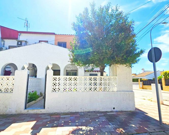 Image No.6-3 Bed Townhouse for sale