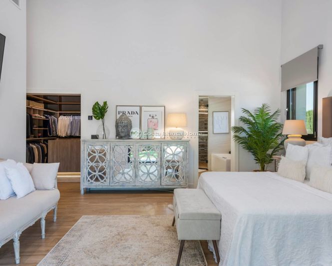 Image No.28-5 Bed Villa for sale